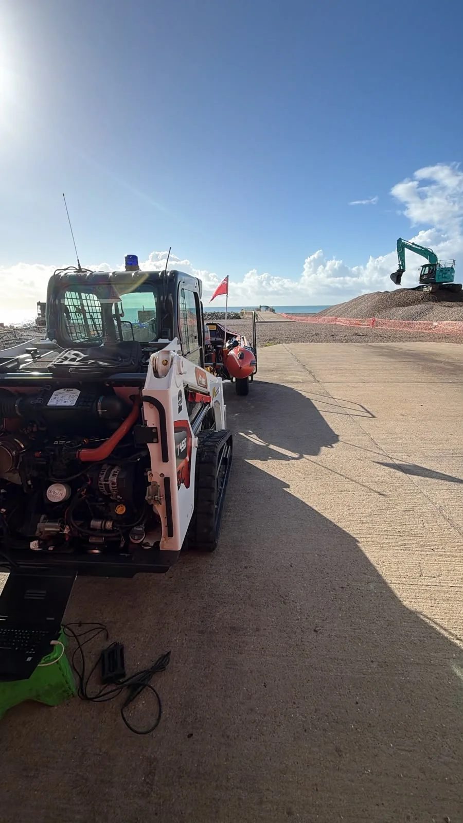 Hawes & Son carrying out mobile Bobcat diagnostics on site